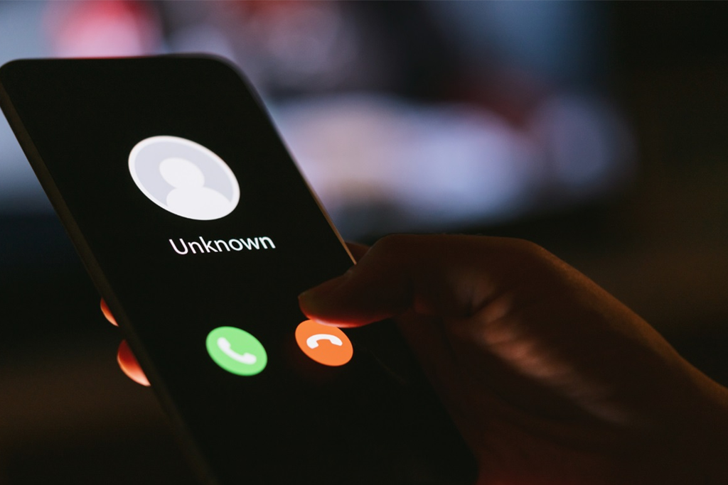 Spoofing de Ligações: O que é, Diferença para Telemarketing e Como se Proteger